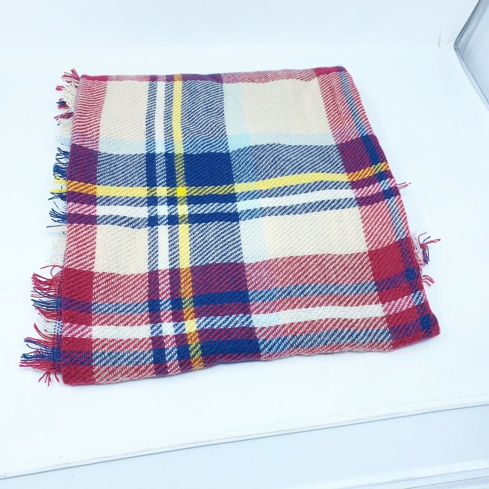 NEW Stadium blanket scarf red & blue plaid acrylic - Picture 2 of 8